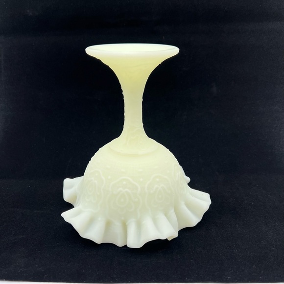 Fenton Uranium Satin Custard Glass Persian Medallion Compote Ruffled 1970s GLOWS - Picture 9 of 11